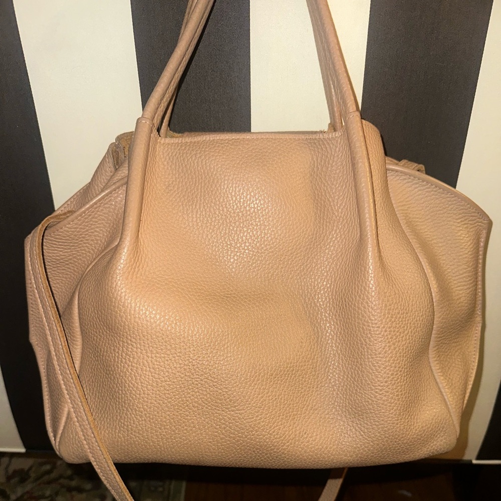 Oliveve “Zoe” tote bag